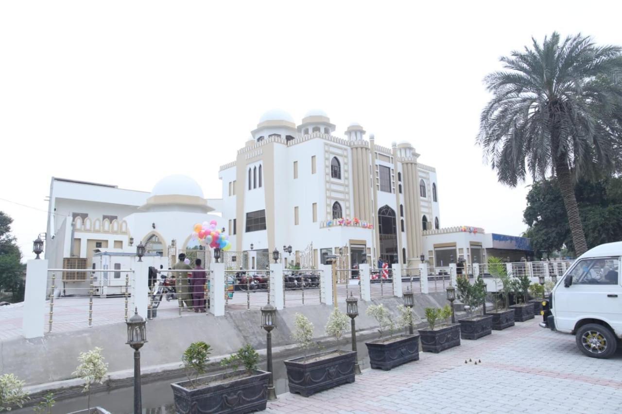 Shahi Palace Hotel Chichawatni Dış mekan fotoğraf